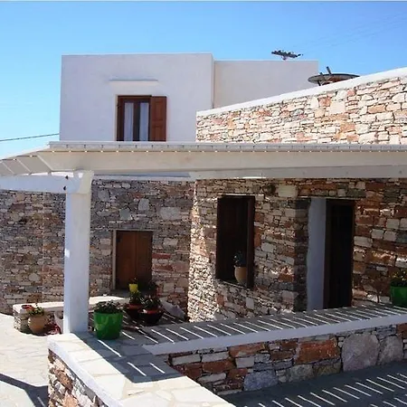 Loukia Apartment Artemonas