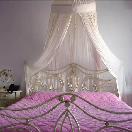 Apartment Loukia *