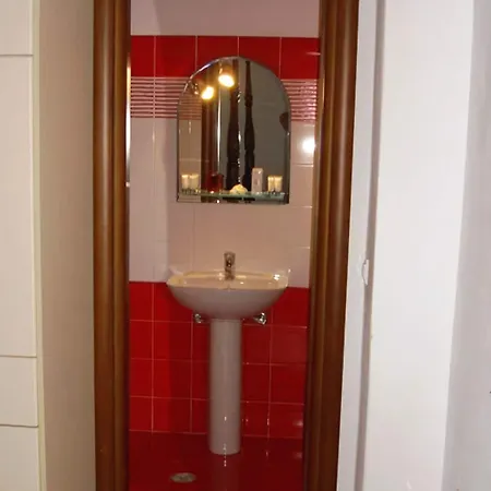 Apartment Loukia *